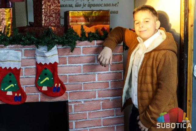 Od kuće do škole preko mađarske granice