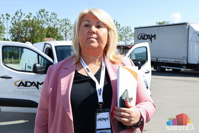 "Dan devojčica" u Adam špedu - osnaživanje učenica za ostvarivanje ličnih i profesionalnih ciljeva