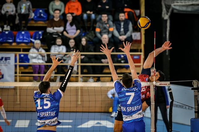 Odbojka: Spartak još jednom u pet setova izgubio od Crvene zvezde