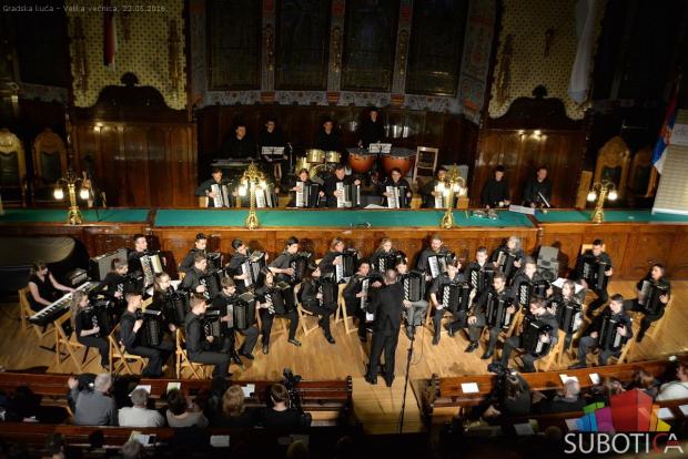 Održan koncert orkestra harmonika AKUD "Sonja Marinković"