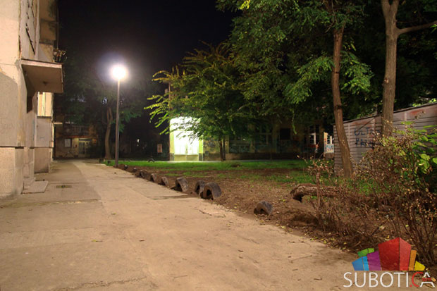 Konačno postavljena nova rasveta u Centru III