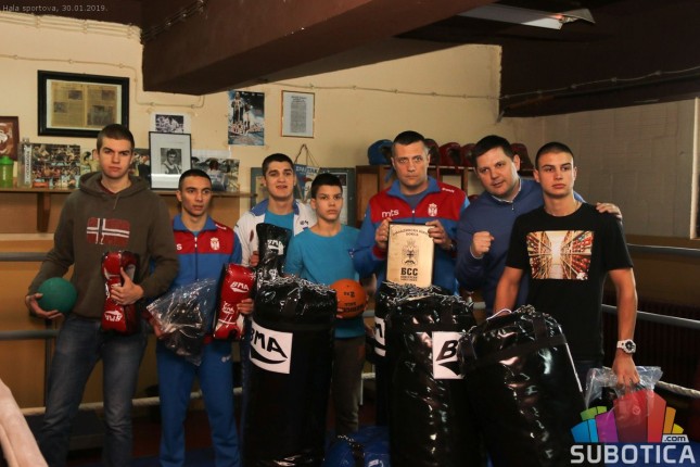 Boks je plemenita veština koja jača karakter