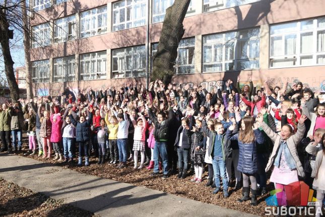 Učenici iz Subotice učestvovali u snimanju spota za Beoviziju