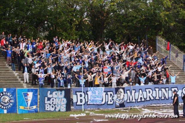 Fudbalski klub "Spartak Zlatibor voda" - Navijači "Marinci" Fudbalski klub "Spartak Zlatibor voda" - Navijači "Marinci"