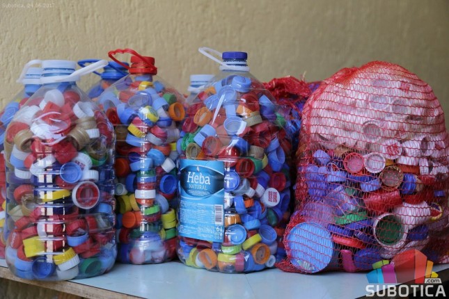 Devetogodišnja Emeše Varga dobila invalidska kolica