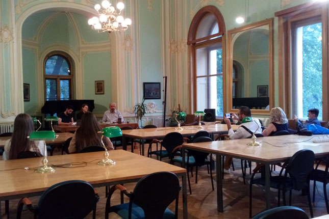 Predstavljena zbirka "O strahu strah" Miloša Markova