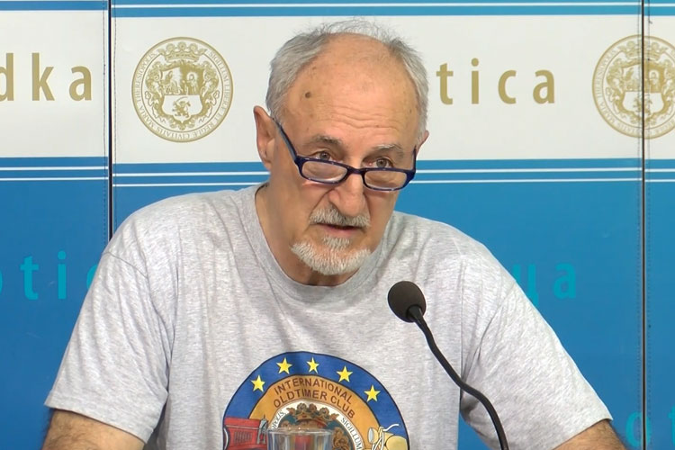 Susret oldtajmer vozila za vikend u Čantaviru i Subotici