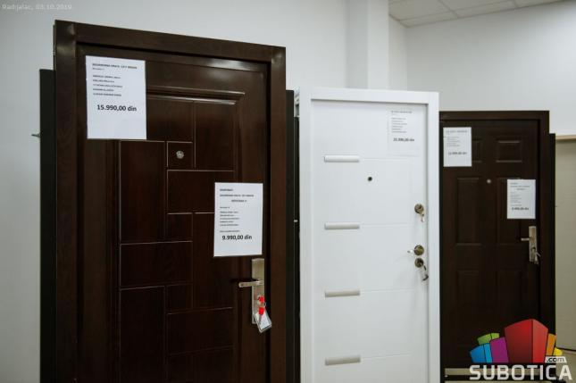 Otvoren prvi salon "Vero-vrata" u Subotici