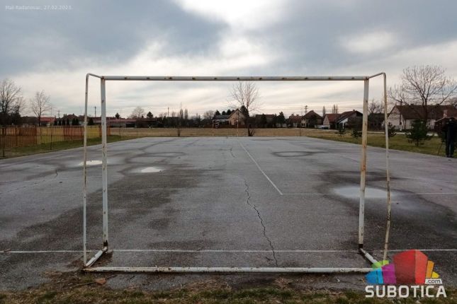 Ove godine rekonstrukcija sportskih terena u tri mesne zajednice