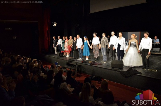 Umesto u pozorištu, umetnici u fabrici