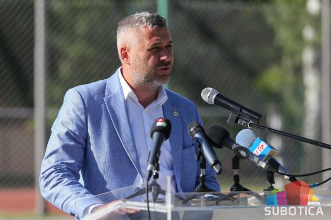 Na Paliću počeli sportski susreti Ekonomskog fakulteta