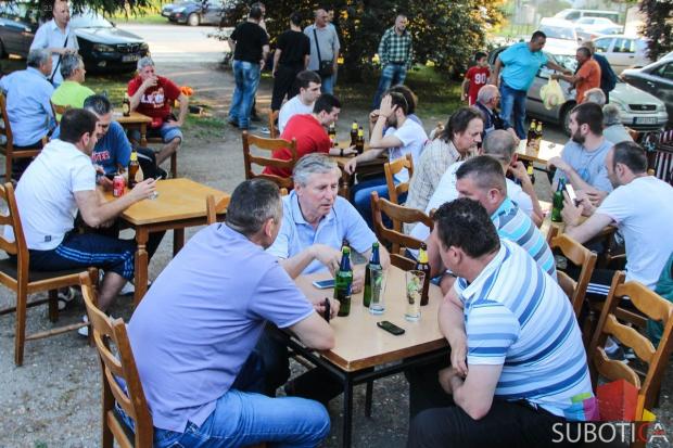 Veterani Udarnika ugostili legende Crvene zvezde u Višnjevcu