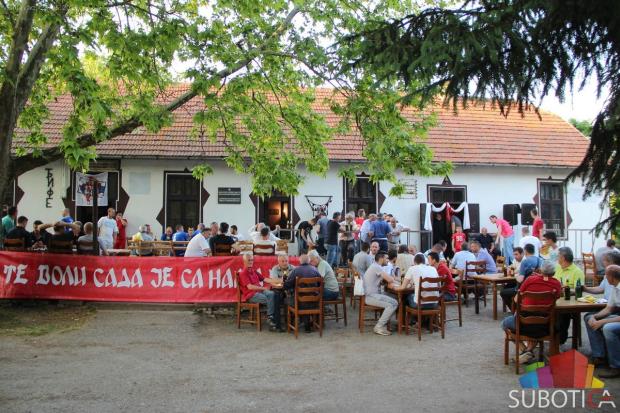 Veterani Udarnika ugostili legende Crvene zvezde u Višnjevcu