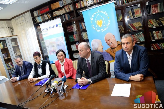 Gerontološki centar dobija specijalnu telefonsku liniju za informacije o uslugama ustanove