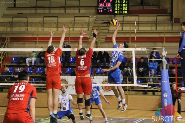 Odbojkaši Spartaka maksimalni protiv Borca