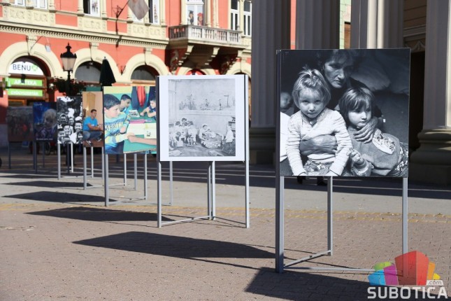 Izložba fotografija povodom 70 godina rada UNICEF-a u Srbiji