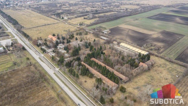 Centralno groblje na prostoru vojnih poligona iza Druge kasarne