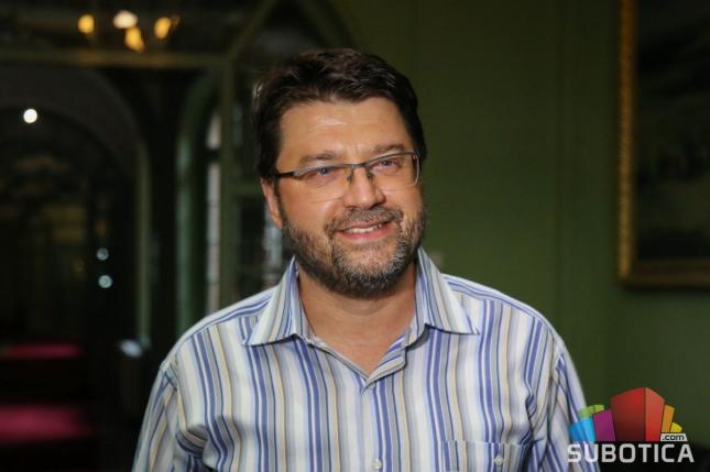 Rotari klubovi donirali opremu vrtiću i dronove školama