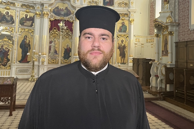 Božićne čestitke sugrađanima koji slave po gregorijanskom kalendaru