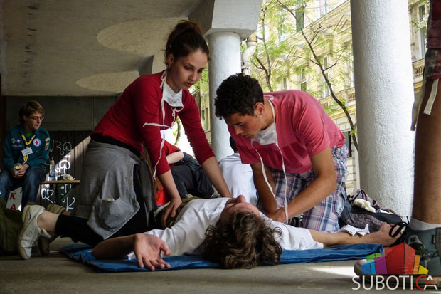 Takmičenje u pružanju prve pomoći i realističkom prikazivanju povreda, oboljenja i stanja