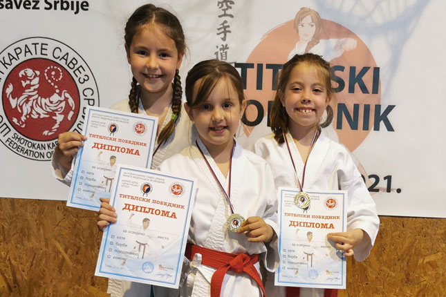 Karate: Dvanaest medalja takmičara "Spartak Enpija" na turniru "Titelski pobednik"