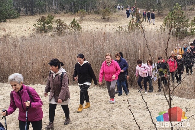 Bračni par Radulović predvodi  „Šetnju zdravlja“