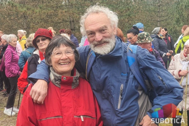 Bračni par Radulović predvodi  „Šetnju zdravlja“