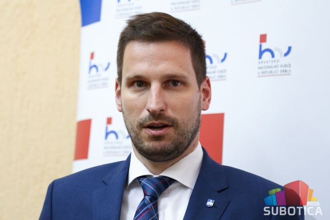 Gradonačelnik Osijeka u poseti Hrvatskom nacionalnom veću