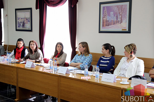 Održan okrugli sto posvećen podršci maloletnim migrantima bez pratnje