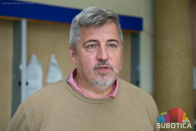 Srednjoškolci iz okolnih mesta posetili Ekonomski fakultet, VTŠ i lokalne IT kompanije