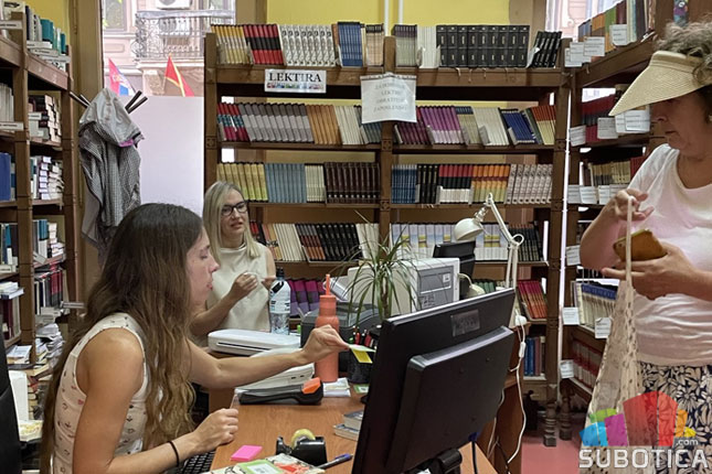 Koliko knjiga (ne)ćete pročitati (n)i ovog leta?