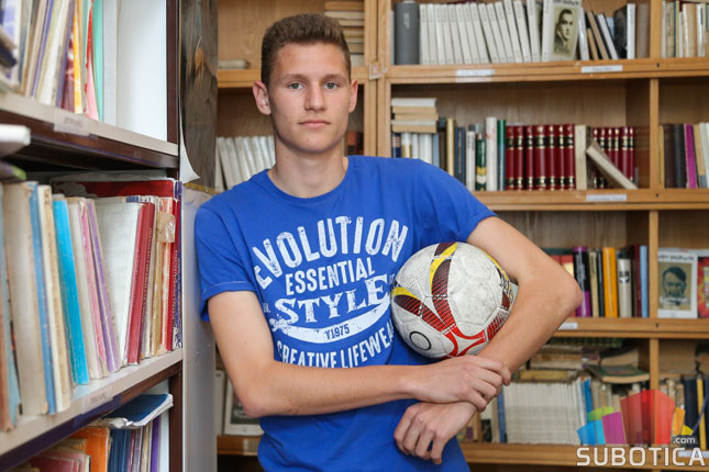 Oni dolaze: Matej Pastva, učenik Tehničke škole "Ivan Sarić" i kadet FK "Spartak"