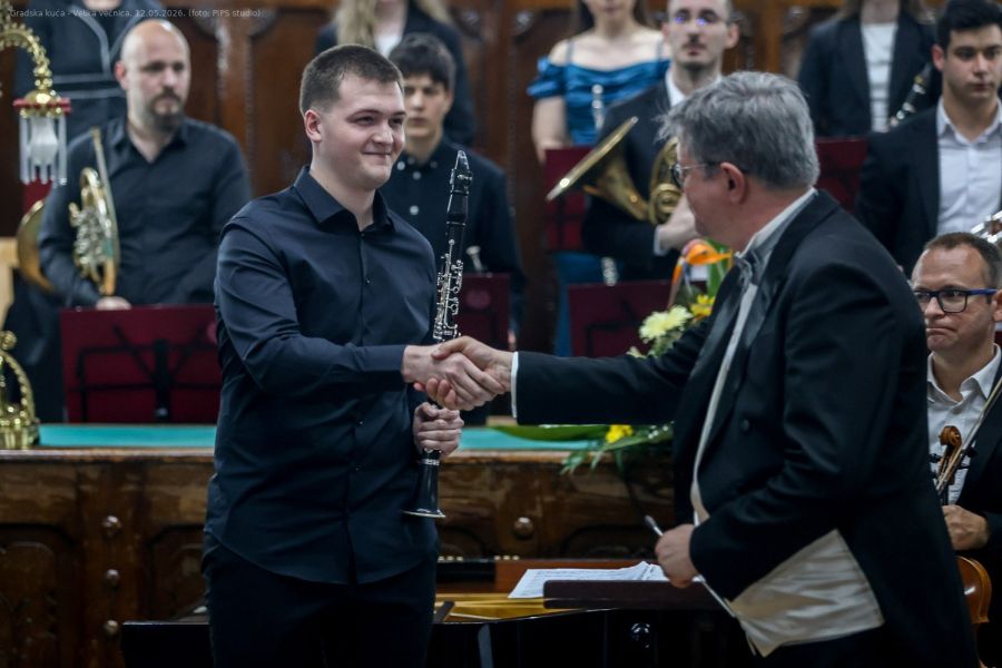 Od marimbe do solo pevanja: Maturanti Muzičke škole priredili koncert za pamćenje