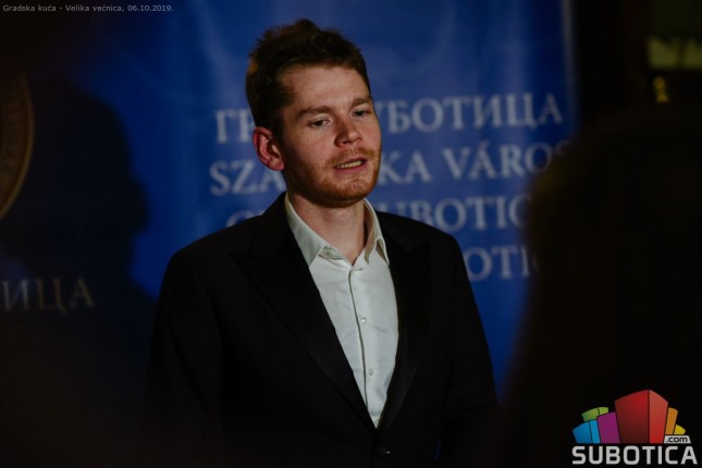 Velika većnica ugostila pijanistu svetskog glasa