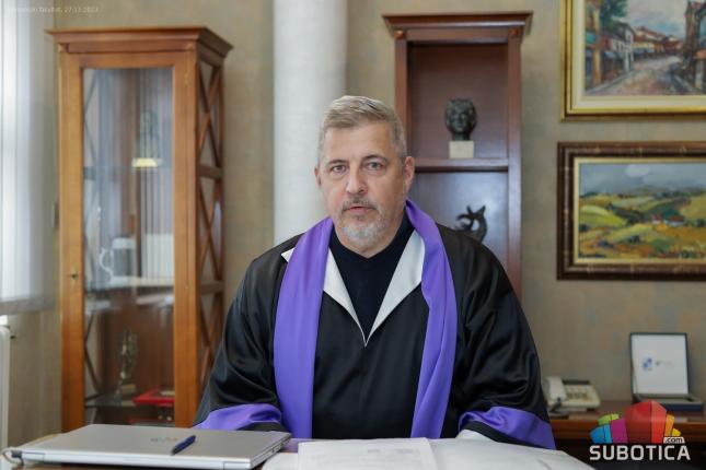 Tim iz Subotice pobednik regionalnog takmičenja “Znamenite ličnosti na novčanicama Republike Srbije”