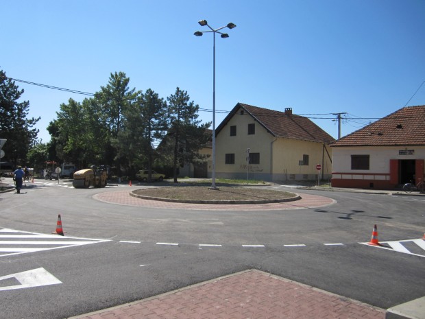 Kružni tok u ulici Ivana Antunovića spreman za svečano otvaranje