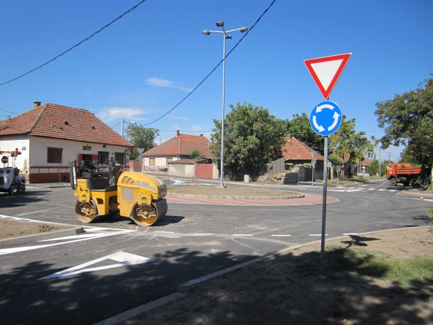 Kružni tok u ulici Ivana Antunovića spreman za svečano otvaranje