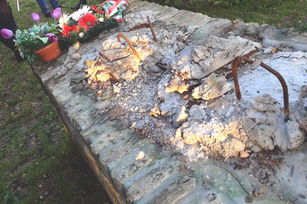 Ukraden bronzani spomenik "Ptica slomljenih krila"