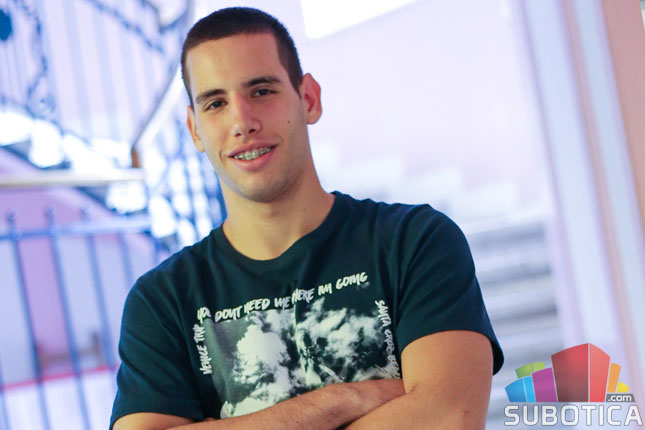 Oni dolaze: Njegoš Milović, maturant Ekonomske škole i član OKK "Spartak"