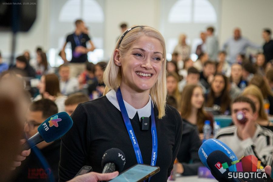 Mladi iz cele Srbije na SPARK konferenciji učili o veštačkoj inteligenciji i finansijama