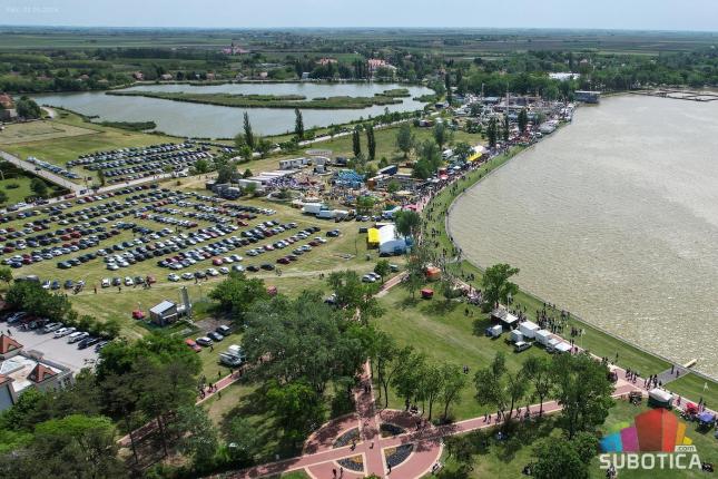 Do podneva Prvomajski uranak imao oko šest hiljada posetilaca