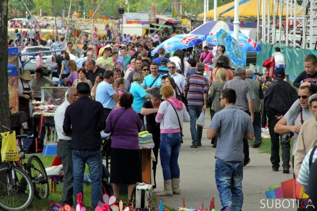 Više od 10.000 posetilaca na prvomajskom uranku na Paliću
