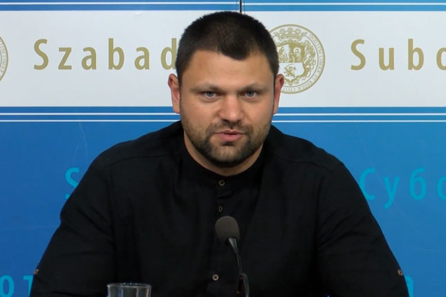 "Srbski pravoslavni pojci" u subotu na Letnjoj pozornici