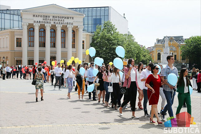 Maturanti spremni za maturu i dalje školovanje