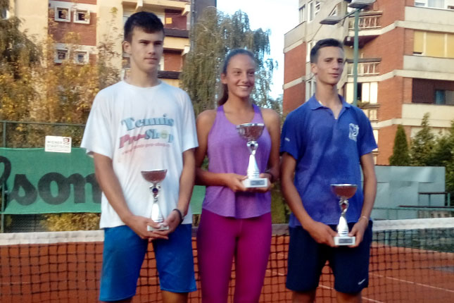 Tenis: Subanović posle dvanaest uzastopnih pobeda poklekao u finalu seniorskog turnira u Čačku