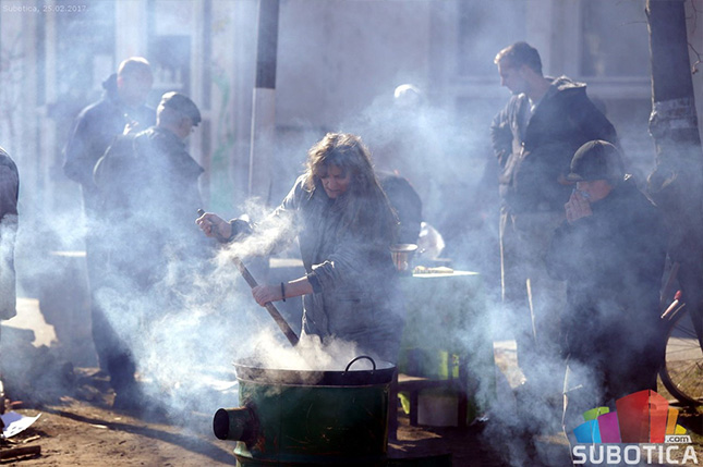 Održana prva "Čvarkijada" u MZ Peščara