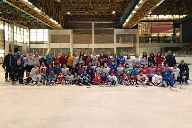 Hokej: Sezona se zahuktala, selekcije Spartaka takmiče se na više strana