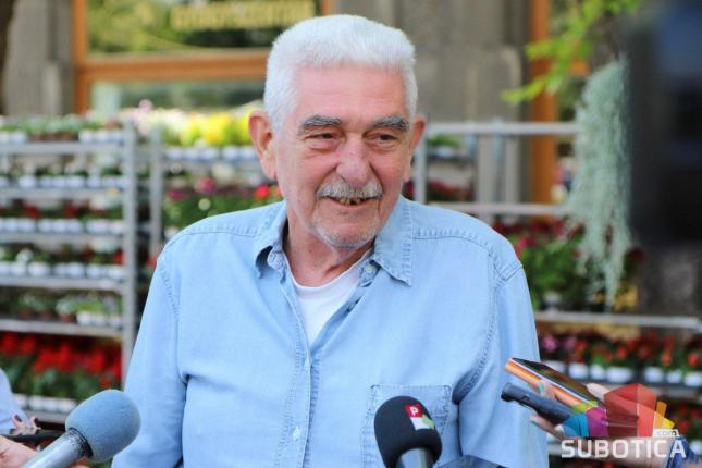 Cvetna pijaca oživela centar grada