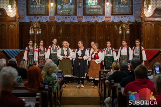Odsek za tradicionalno pevanje Muzičke škole obeležio dve decenije postojanja