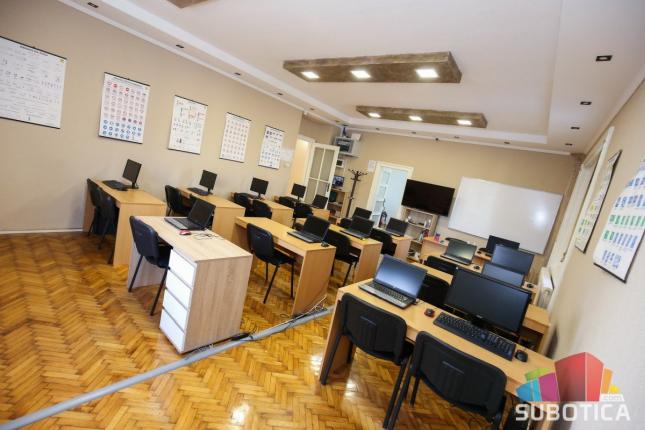 Auto škola "Pink" čeka nove polaznike